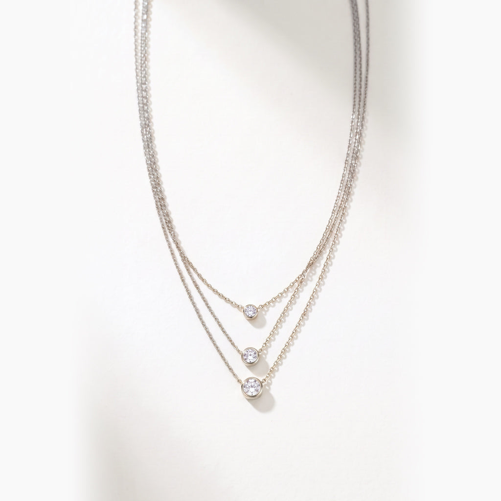 Collana Tre Luci, finitura argentata — foto prodotto