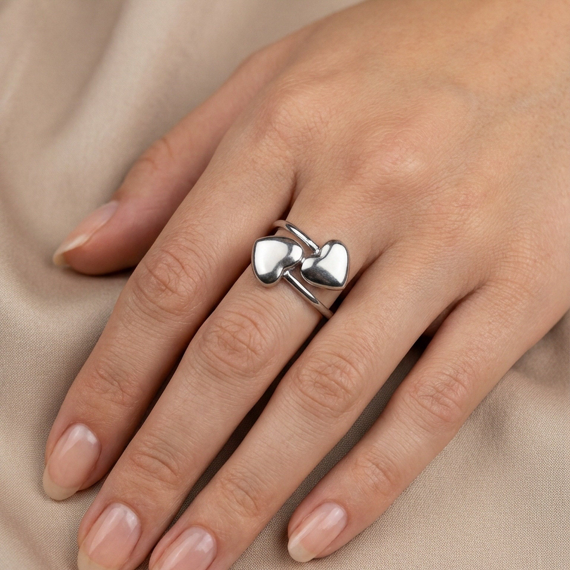 Anello Abbraccio - indossato