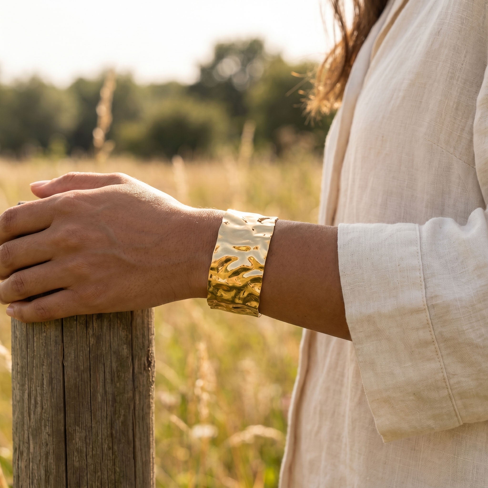 Bracciale marea oro indossato