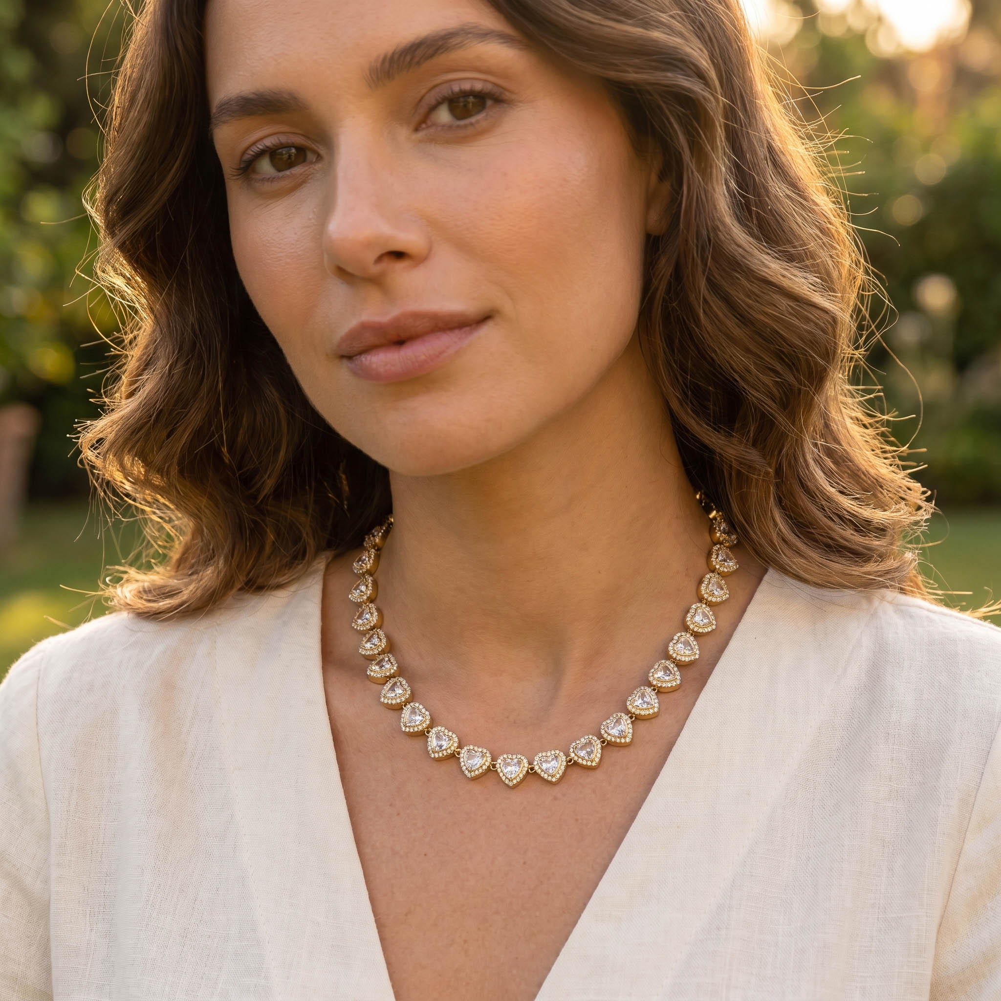Collana amore brillante oro indossato