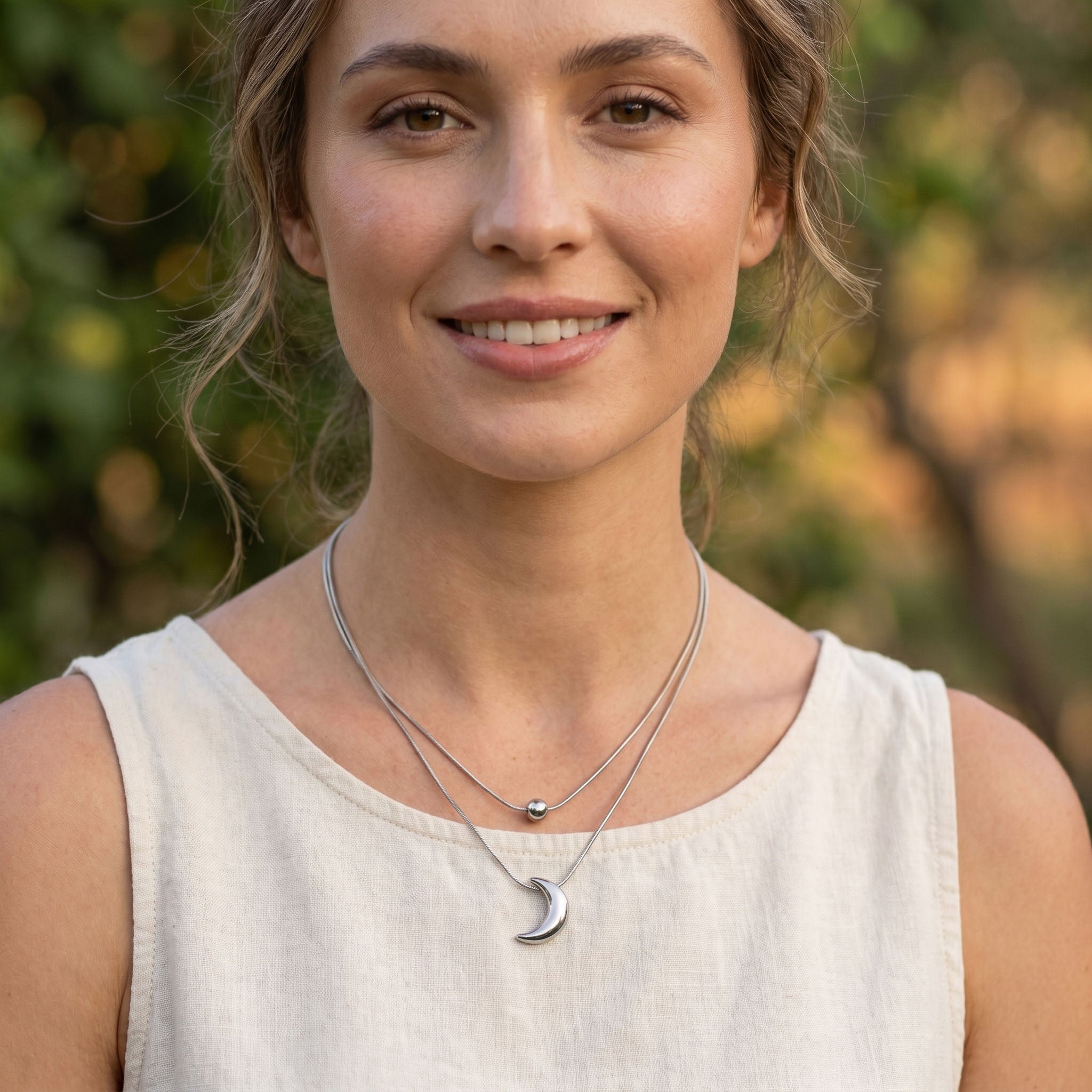 Collana luna argento indossato